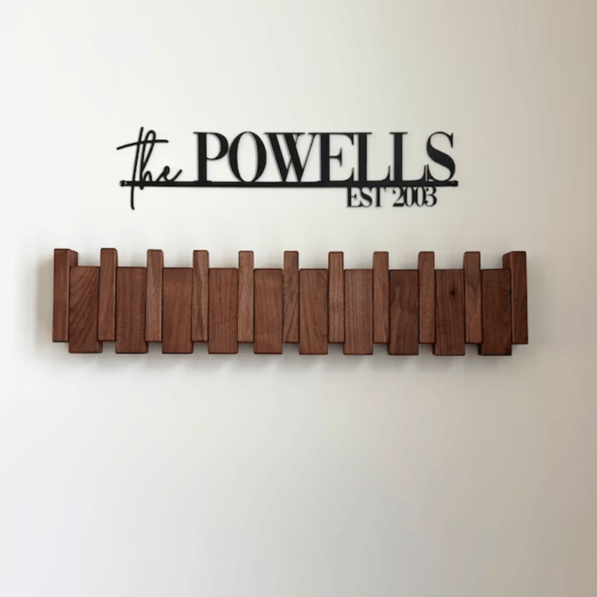 Houten Kapstok met Magnetische Haken en Pianotoets Design