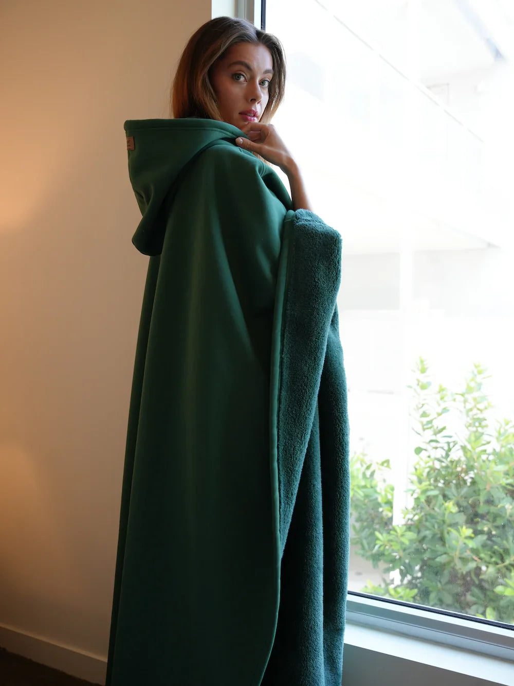 Oversized Winterponcho met Capuchon – Warm & Comfortabel Ontwerp
