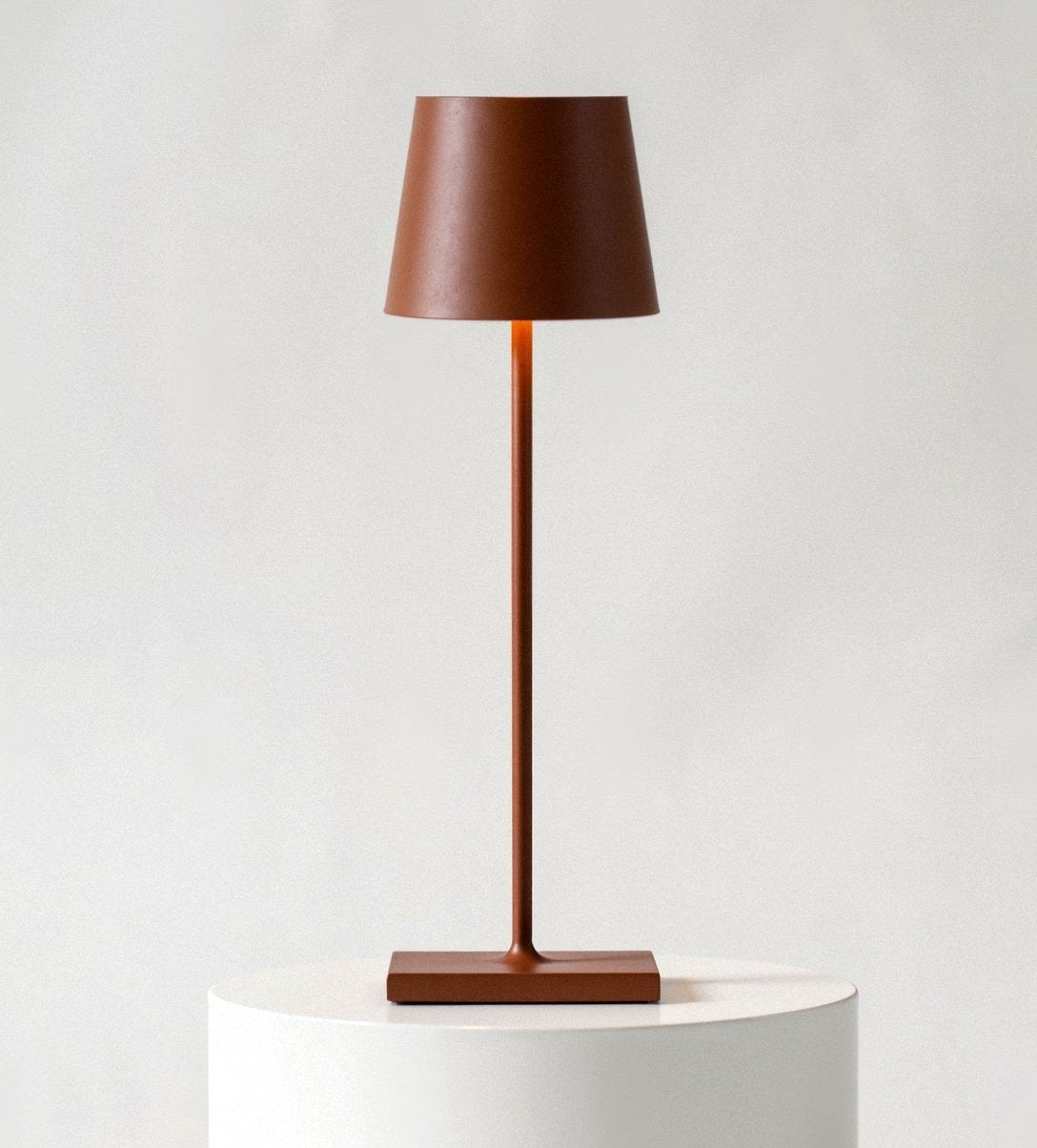 Minimalistische Hoge Tafellamp met Warm LED Licht