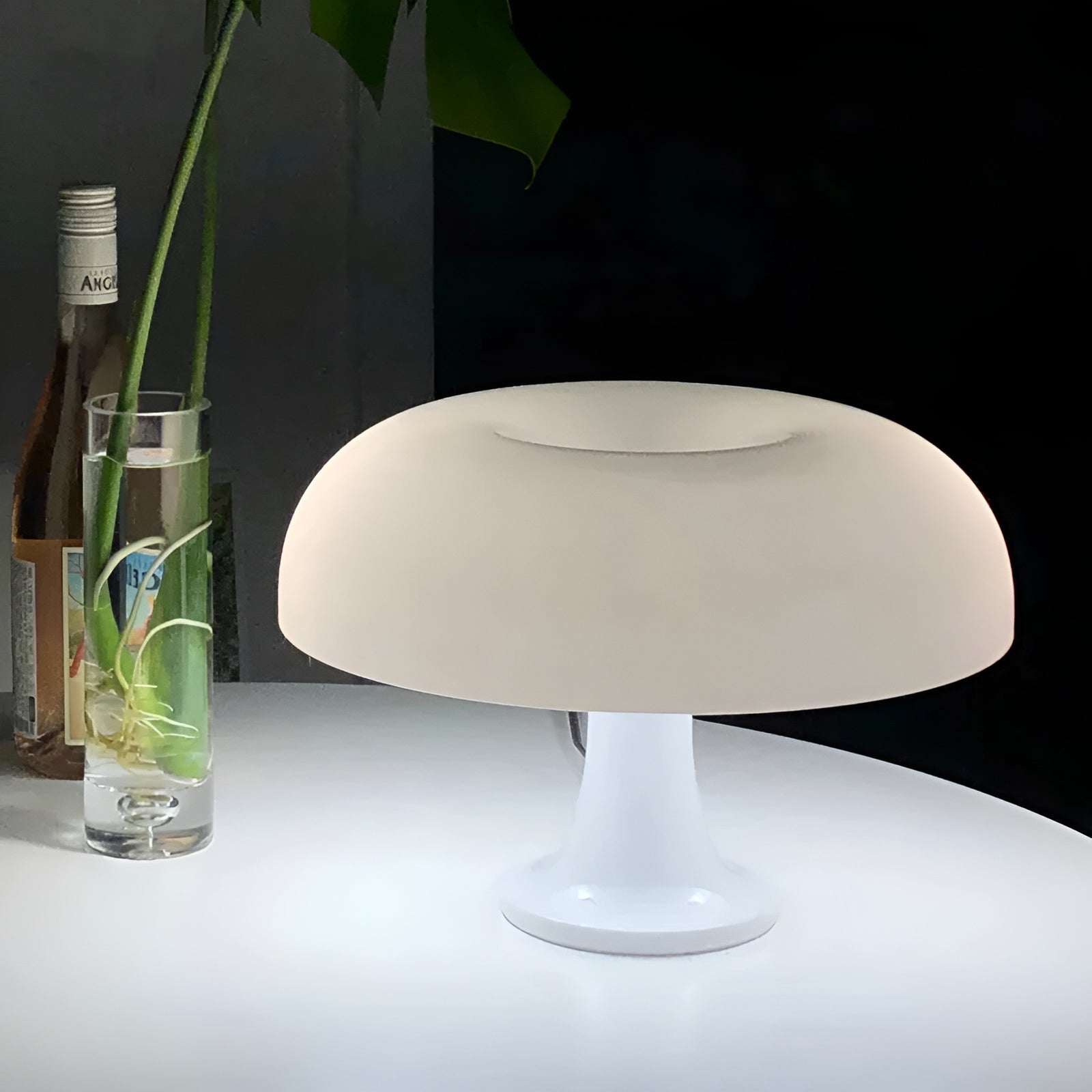 Minimalistische Draadloze LED Tafellamp met Vintage Design