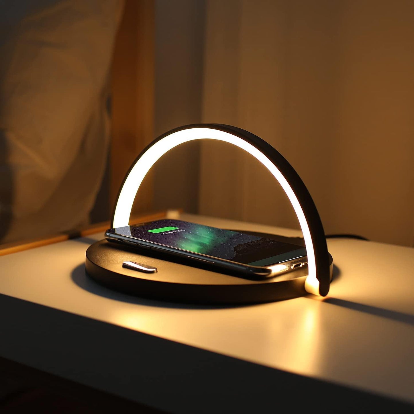 PowerHub - 3-in-1 draadloze oplader, telefoonhouder en bureaulamp-mezamstore.nl