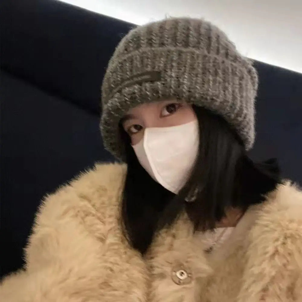 Geribde Gebreide Muts – Unisex Beanie met Omslagrand