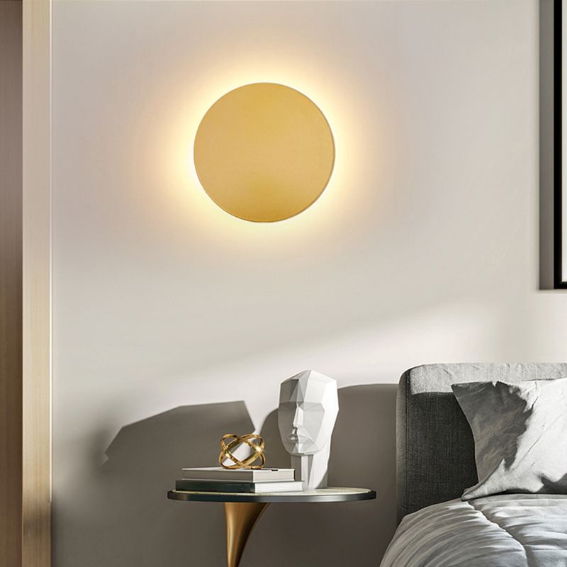 Moderne Ronde LED Wandleuchte met Metaal Finish