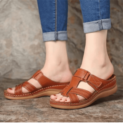 Comfortabele Slip-On Dames Sandalen met Sleehak