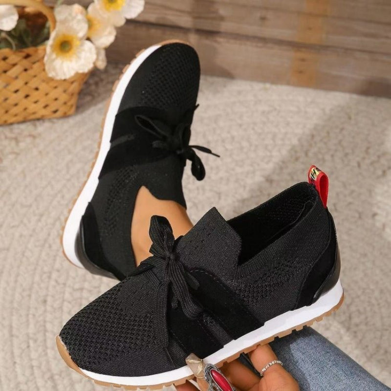 Comfortabele dames sneakers met ergonomisch voetbed en modern design
