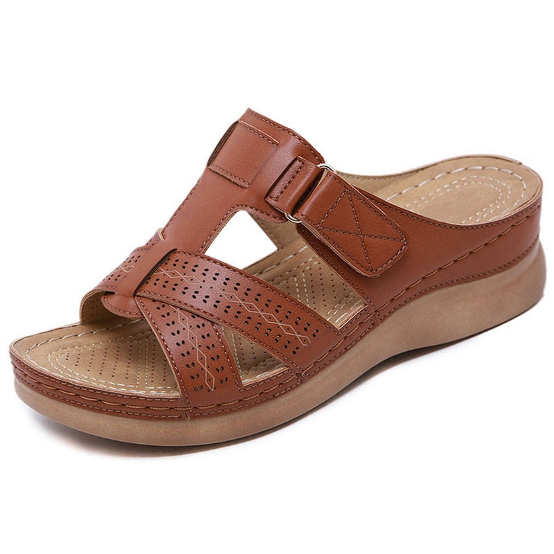 Comfortabele Slip-On Dames Sandalen met Sleehak