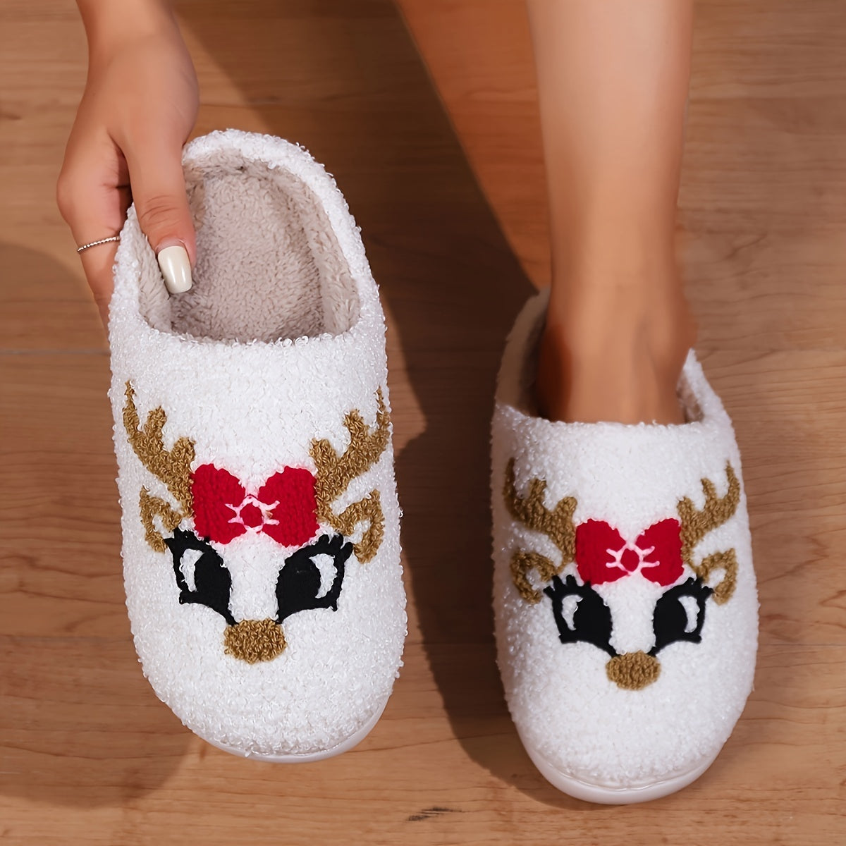Flauschige Rentier Hausschoenen voor de Feestdagen-mezamstore.nl