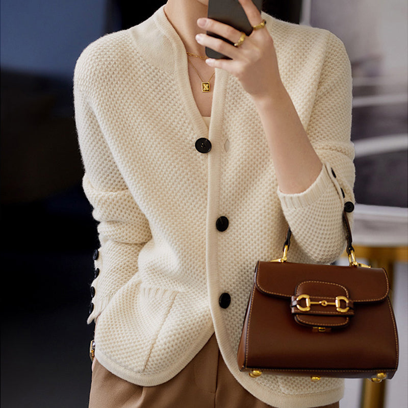 Getailleerd Damesvest met Knoopsluiting – Elegant en Tijdloos voor Herfst en Winter