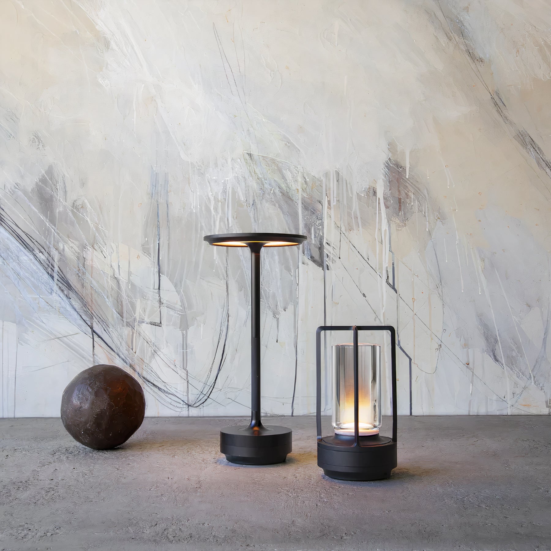 Minimalistische Tafellamp met Warm Licht en Elegant Design