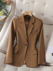 Elegante Getailleerde Dames Blazer met Enkele Knoopsluiting – Zakelijk en Formeel