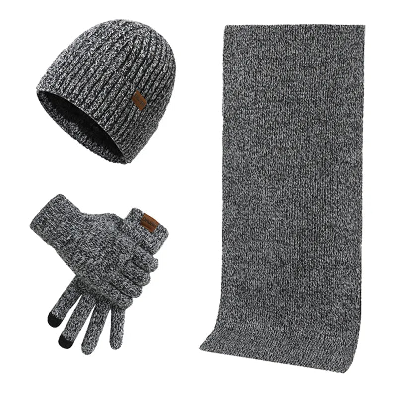 Gebreide winterset met muts, sjaal en handschoenen