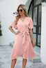 Luchtige Zomerjurk met Elegante V-Hals en Tailleband
