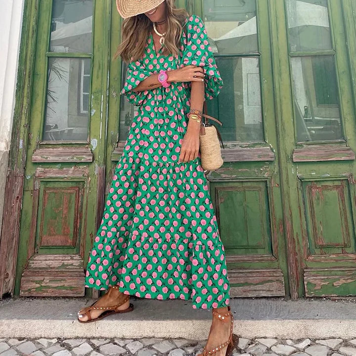Luchtig Zomerkleed met Unieke Details en Comfort
