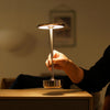 Minimalistische Tafellamp met Warm Licht en Elegant Design