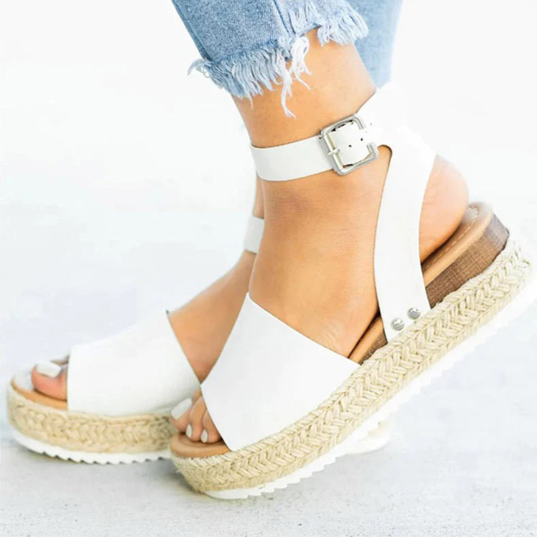 Stijlvolle en Comfortabele Sandalen met Sleehak voor Vrouwen