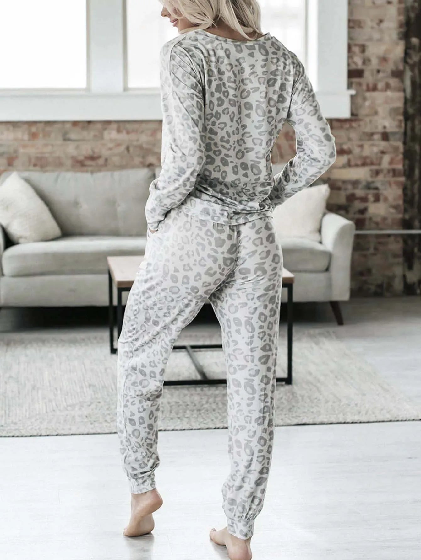 Dames Leoparden Pyjama Set met Lange Mouwen en Broek