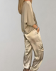 Luxe Satijnen Stijlset – Top met 3/4 Mouw & Cargo Broek - Elegante Vrouwenkleding voor Elke Gelegenheid-mezamstore.nl