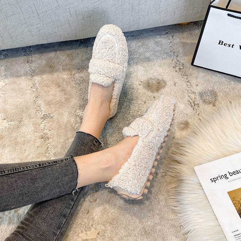 CozyFeet - Luxe en Comfortabele Pluche Pantoffels voor Dames