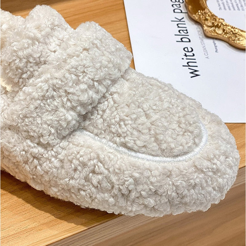 CozyFeet - Luxe en Comfortabele Pluche Pantoffels voor Dames