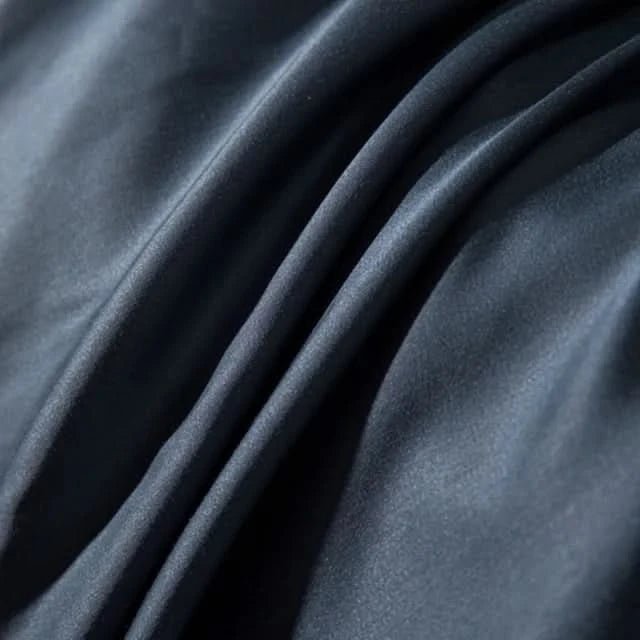 Zacht Luxe Comforter Dekbed – Glanzend & Elegant voor Elke Slaapkamer