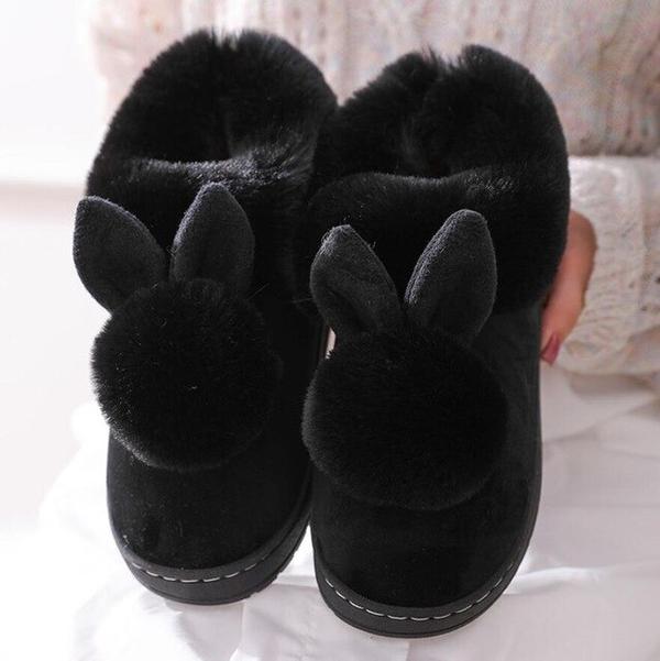 Bunny Pompom Winterpantoffels – Zachte & Warme Indoor Slippers