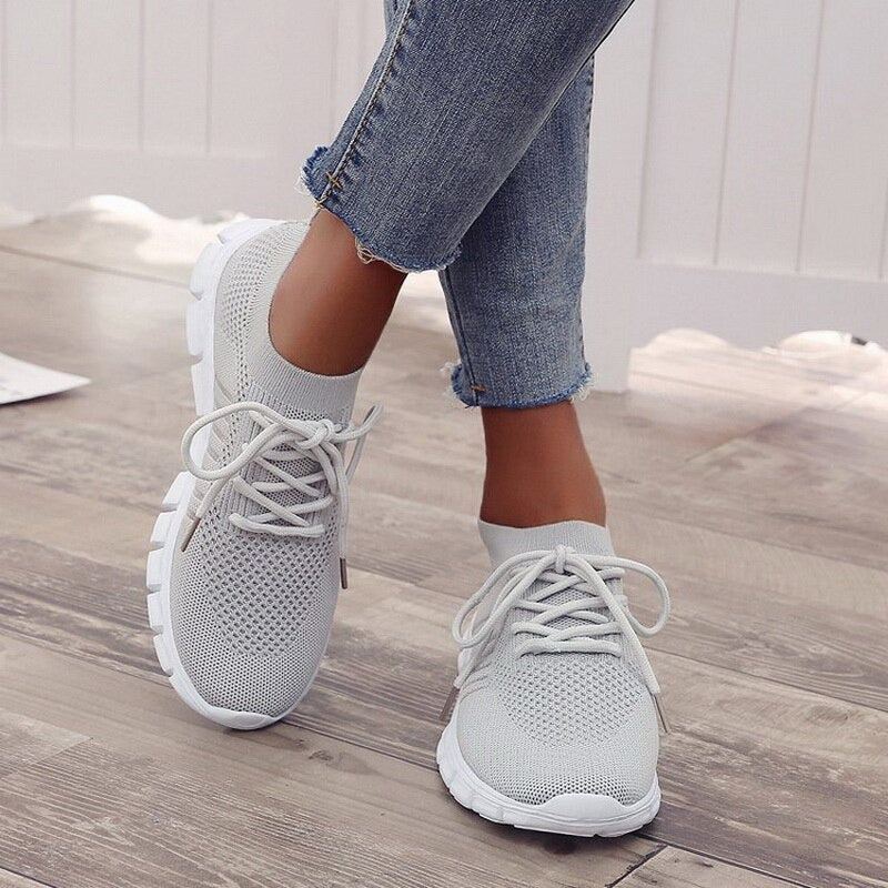 Modieuze Dames Sneakers met Ergonomisch Voetbed en Modern Design