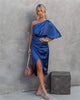 Elegante Midi Jurk met Glamoureuze Pasvorm