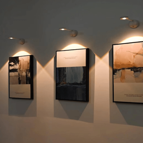 Moderne Wandlamp met Zacht Licht en Energiezuinig Design