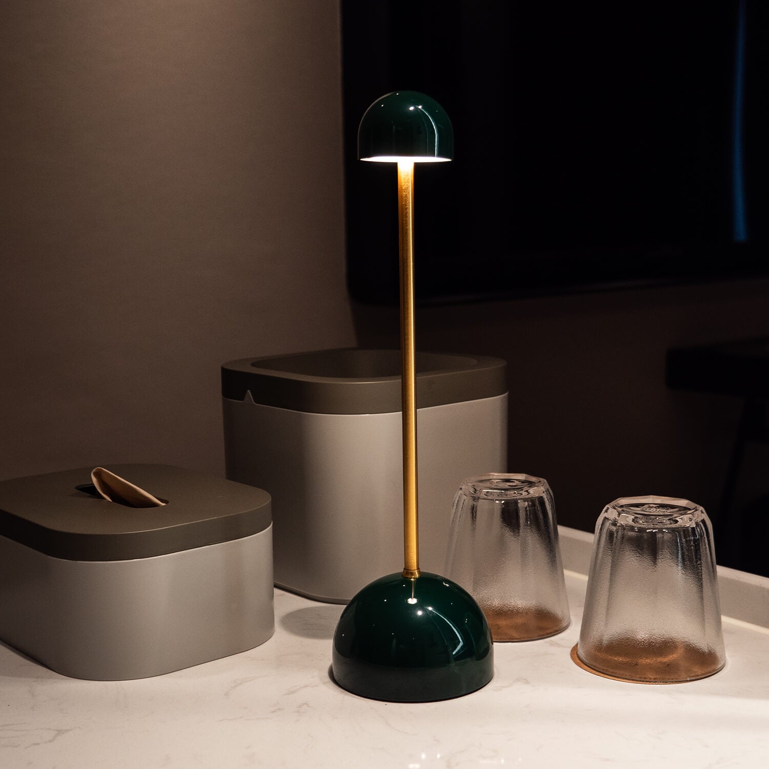 Luxe Draadloze Tafellamp met LED en Dimfunctie