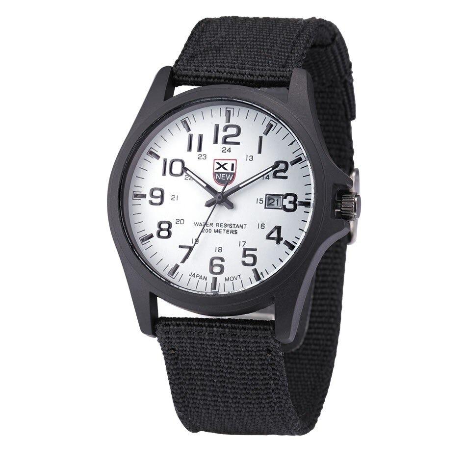 Robuust Militair Horloge voor Avonturiers en Outdooractiviteiten