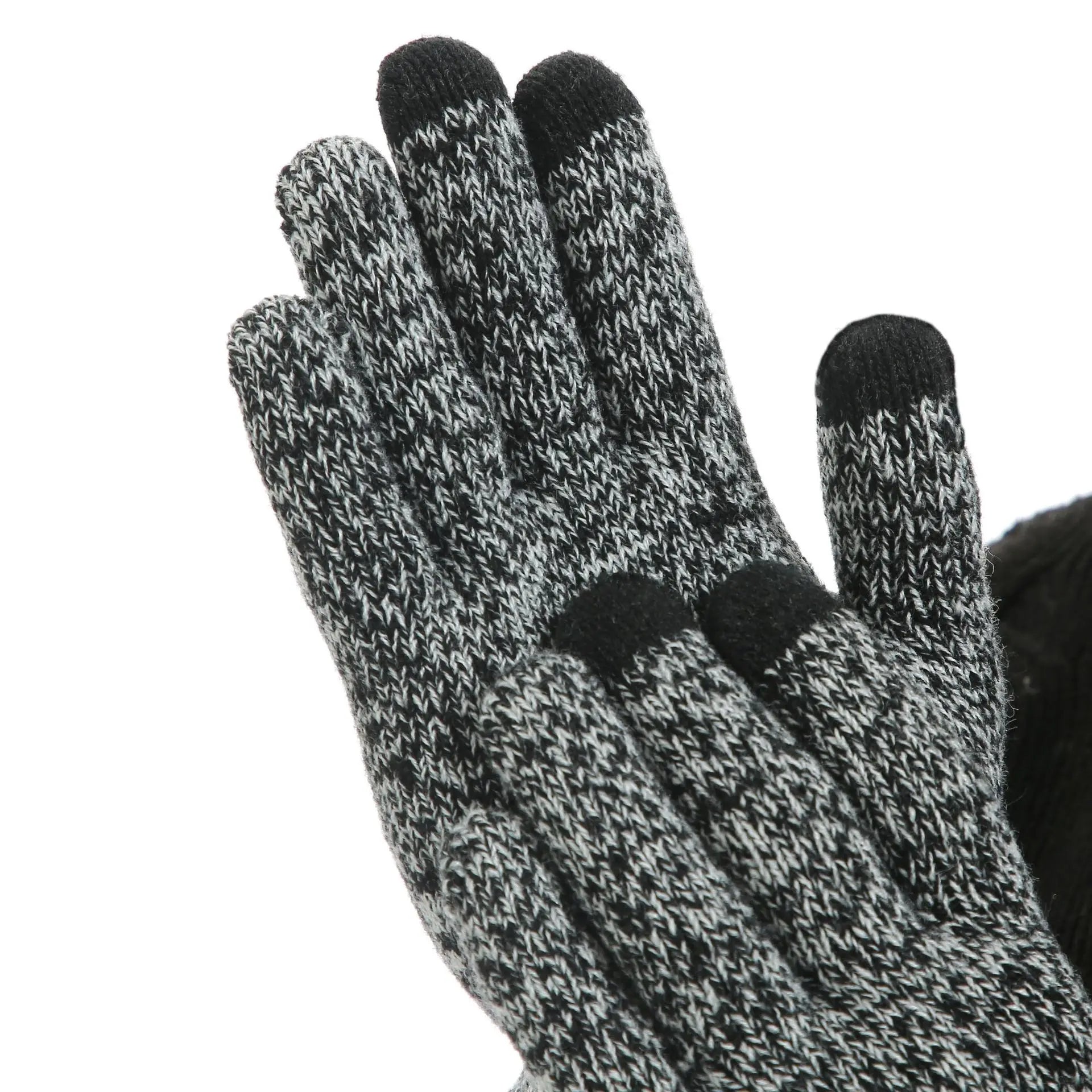 Gebreide winterset met muts, sjaal en handschoenen