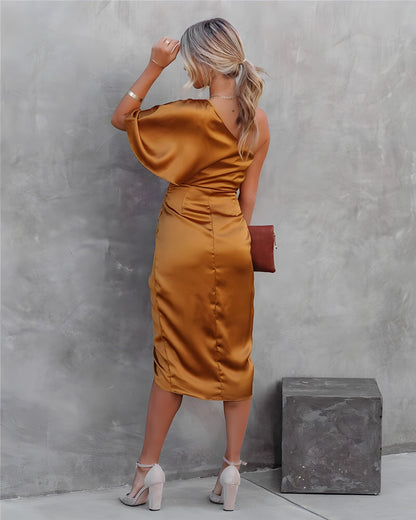 Elegante Midi Jurk met Glamoureuze Pasvorm