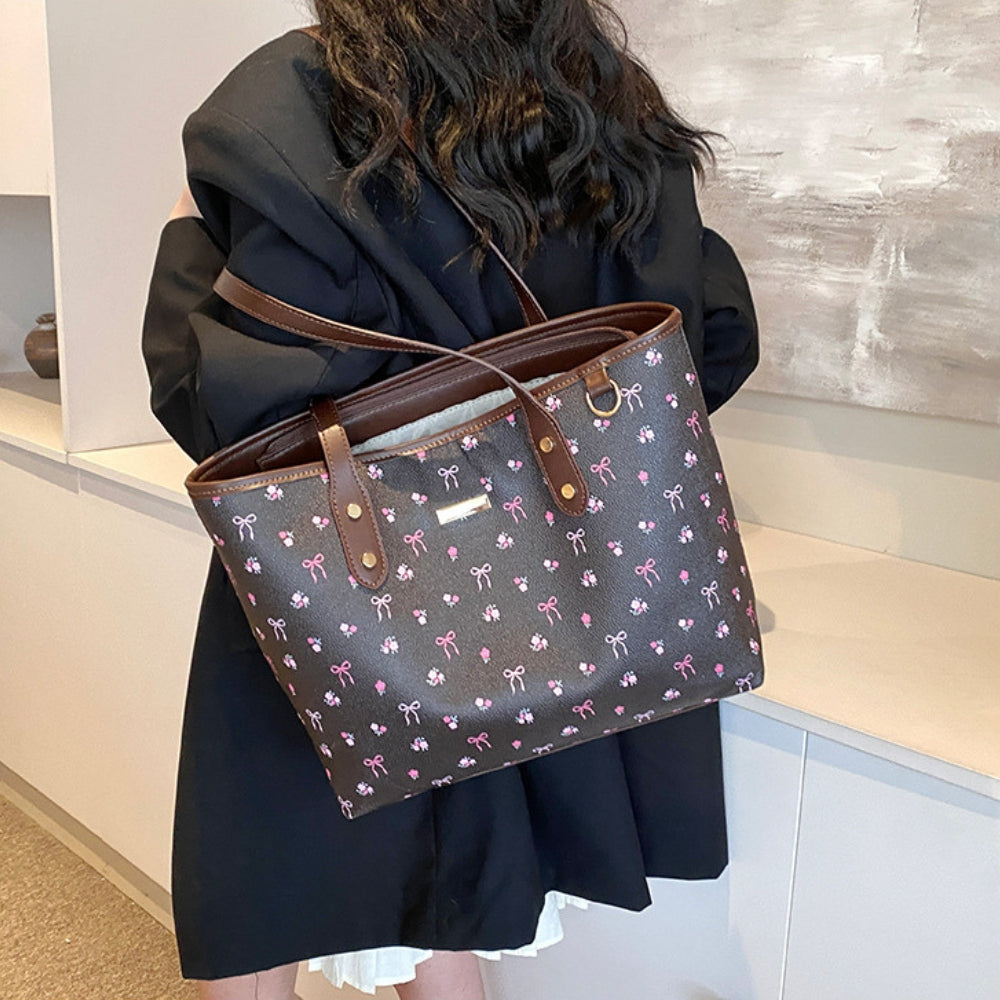 Ruime Stijlvolle Schoudertas met Magnetische Sluiting