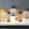 Draadloze Bauhaus Tafellamp Minimalistisch en Stijlvol