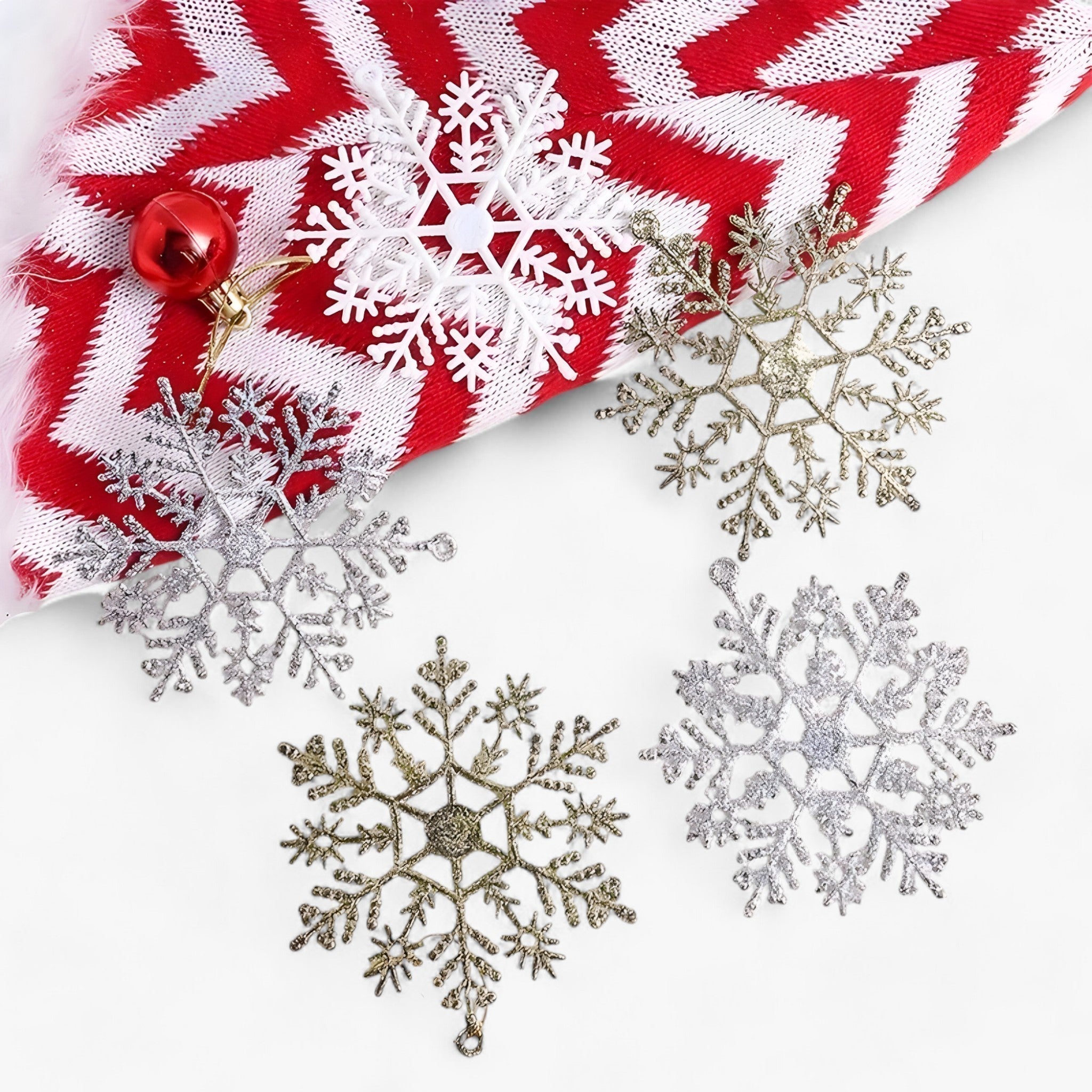 Decoratieve Sneeuwvlok Ornamenten – Winterse Hangdecoratie Set