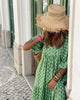 Luchtig Zomerkleed met Unieke Details en Comfort