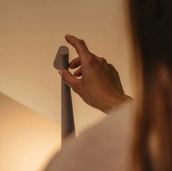 Moderne Kabellose Minimalistische Tafellamp-mezamstore.nl