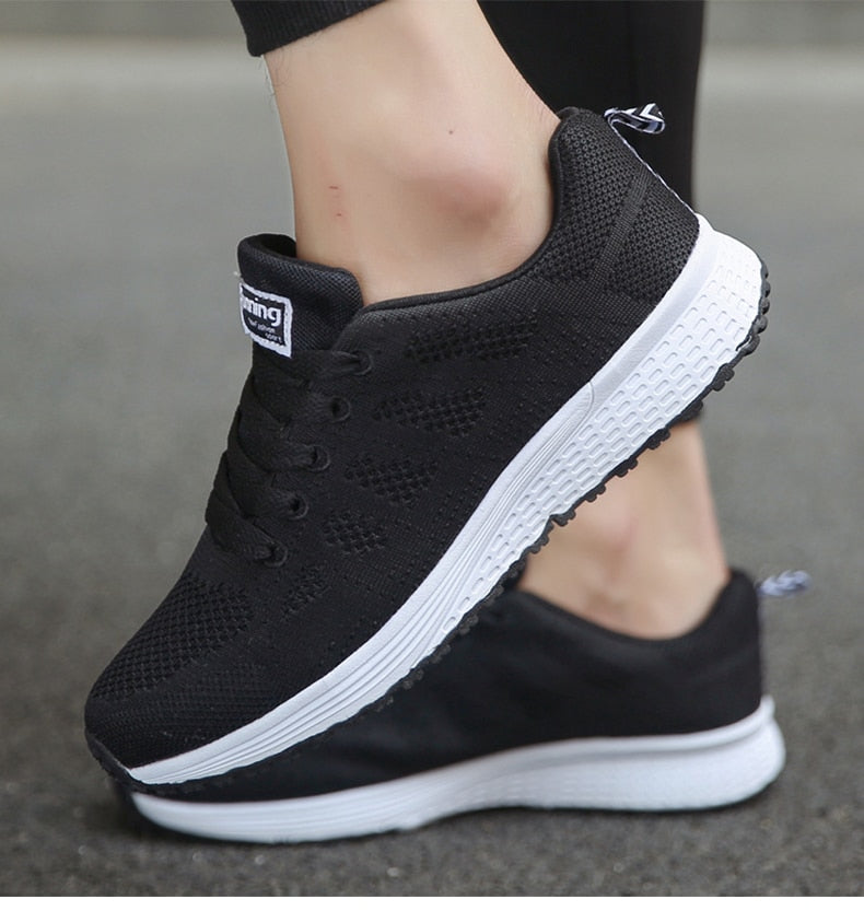 Lichte en Ademend Dames Sneakers met Stabiliteit