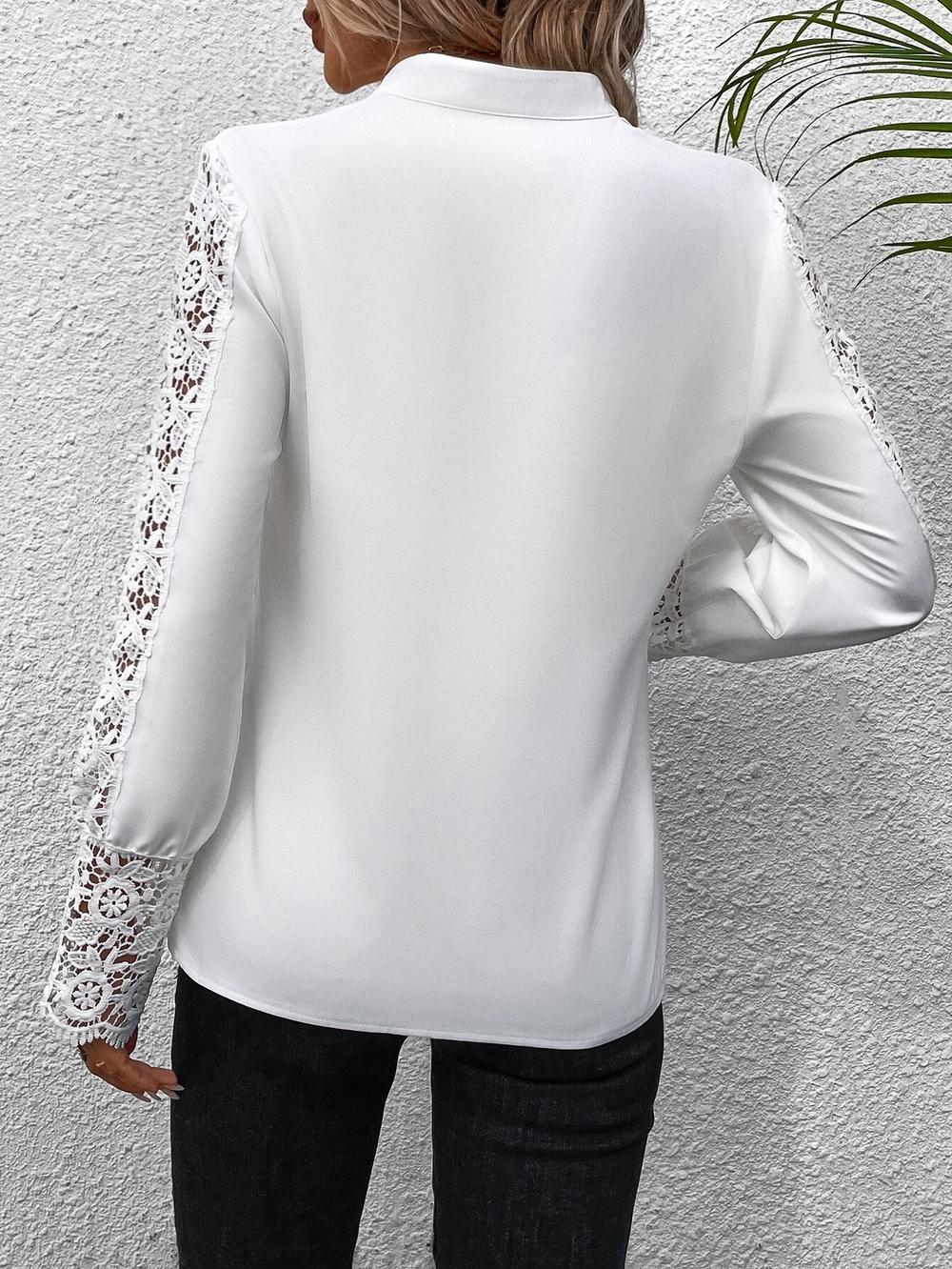 Elegante Witte Blouse met V-Ausschnitt en Lange Mouwen