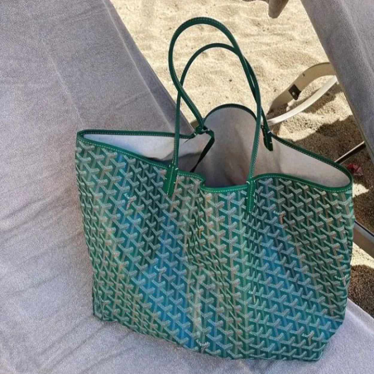 Elegance Bag - Stijlvolle metgezel voor elke gelegenheid