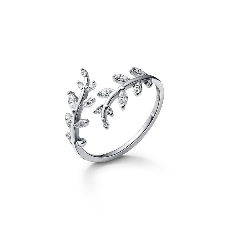 TriumphRing - Verstelbare ring van sterling zilver met symbolische elegantie